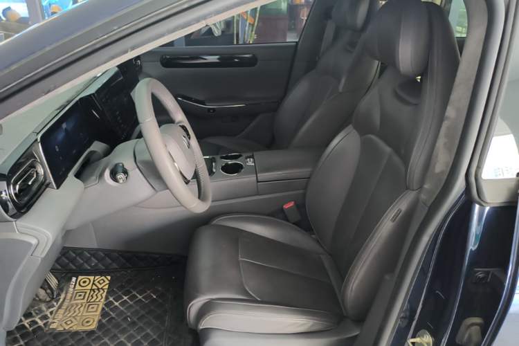 Used Leapmotor C01 2022 Rear-Drive Ultra-Long Range Version Left Front Seat
