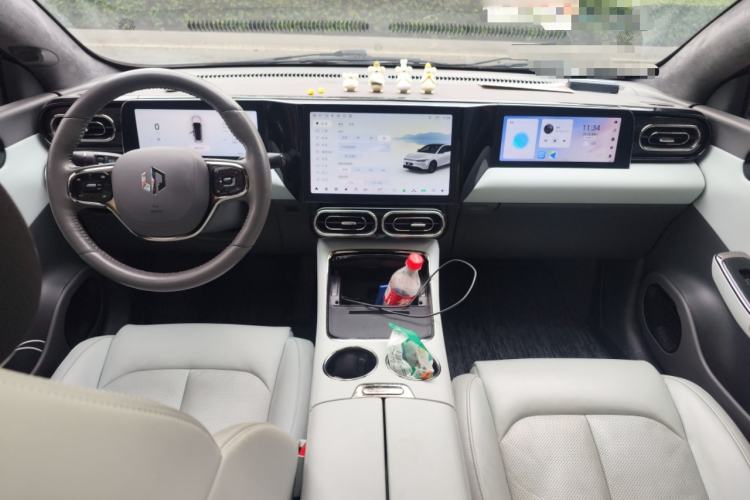 Used Leapmotor C01 2022 Rear-Drive Long-Range Version Center Console