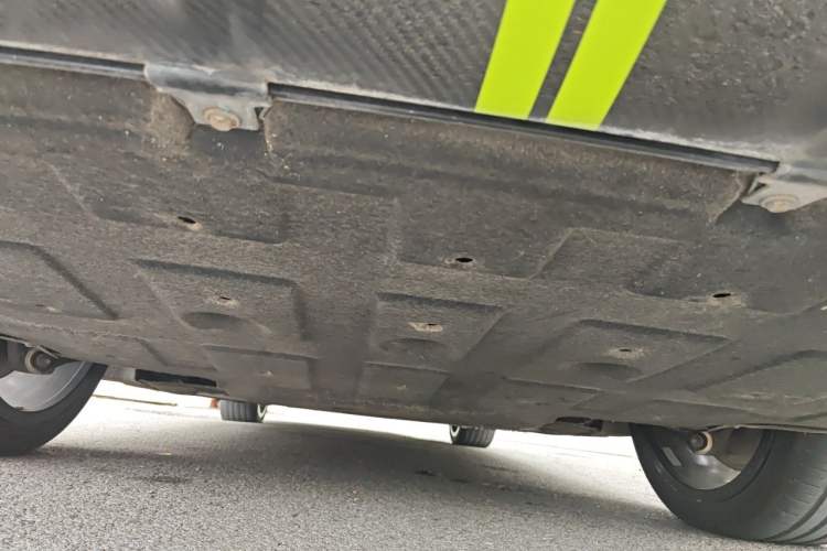 Used Leapmotor C01 2022 Four-Wheel Drive Dual-Motor High-Performance Version Chassis Rear