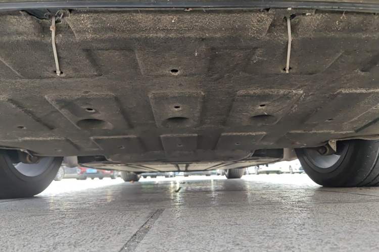 Used Leapmotor C01 2022 Four-Wheel Drive Dual-Motor Performance Version Chassis Rear