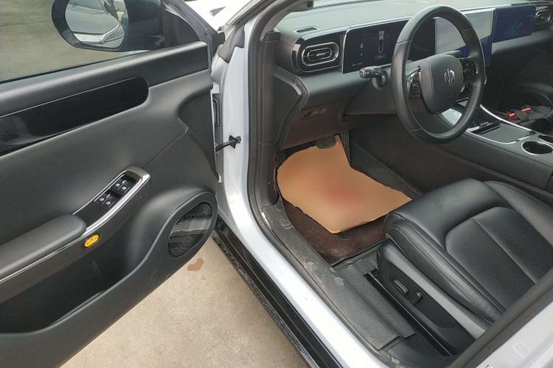 Used Leapmotor C01 2022 Rear-Drive Long-Range Version Driver Seat
