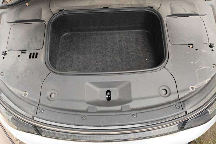 Used Leapmotor C01 2022 Rear-Drive Long-Range Version Engine Bay