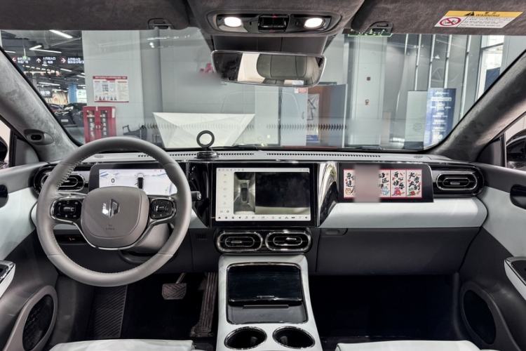 Used Leapmotor C01 2022 Rear-Drive Long-Range Version Interior 2