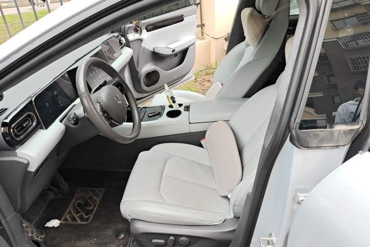 Used Leapmotor C01 2022 Rear-Drive Long-Range Version Left Front Seat
