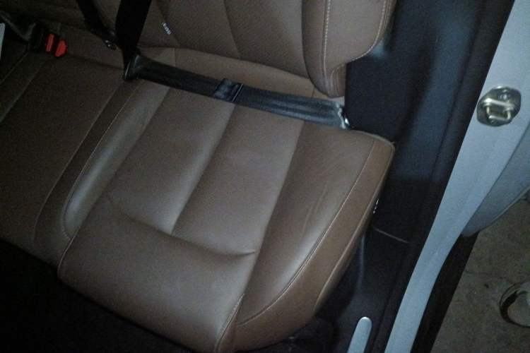 Used Leapmotor C01 2022 Rear-Drive Long-Range Version Left Rear Seat