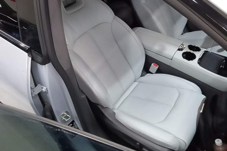 Used Leapmotor C01 2022 Rear-Drive Long-Range Version Right Front Seat