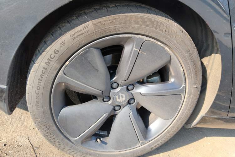 Used Leapmotor C01 2022 Rear-Drive Long-Range Version Right Rear Wheel Hub