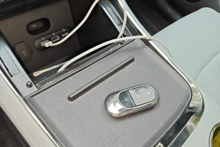 Used Leapmotor C01 2022 Rear-Drive Long-Range Version Vehicle Key