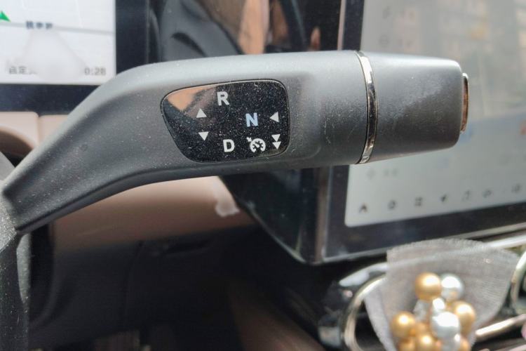 Used Leapmotor C01 2022 Rear-Drive Ultra-Long Range Version Gear Lever