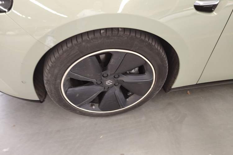 Used Leapmotor C01 2022 Rear-Drive Ultra-Long Range Version Exterior 2