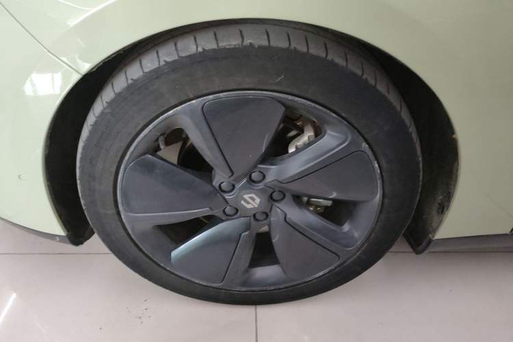 Used Leapmotor C01 2022 Rear-Drive Long-Range Version Exterior 4