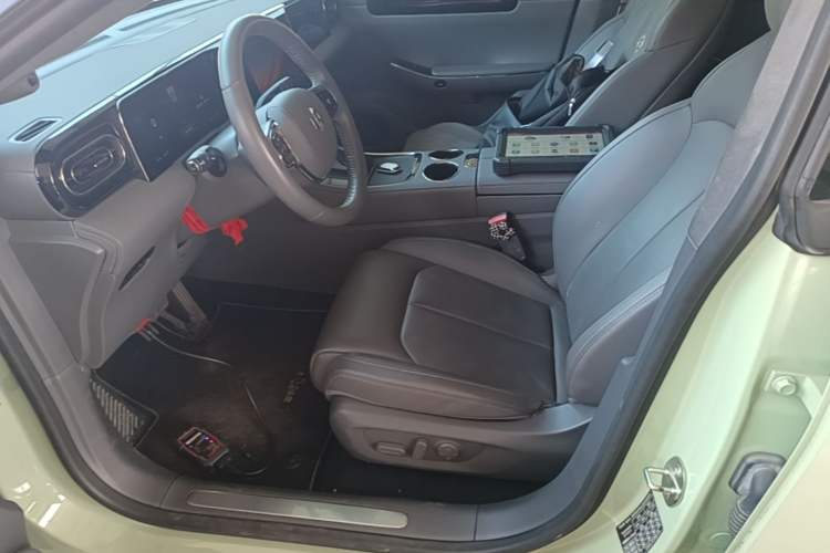 Used Leapmotor C01 2022 Rear-Drive Long-Range Version Left Front Seat