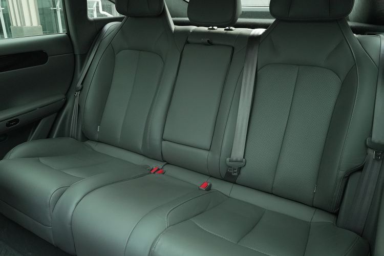 Used Leapmotor C01 2022 Four-Wheel Drive Dual-Motor Performance Version Left Rear Seat