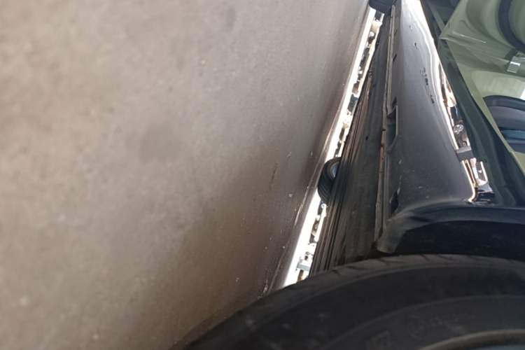 Used Leapmotor C01 2022 Rear-Drive Long-Range Version Left Side Sill