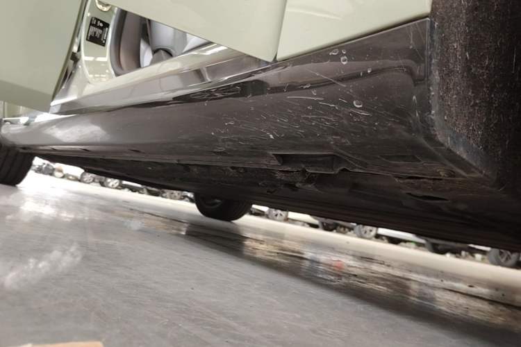 Used Leapmotor C01 2022 Rear-Drive Ultra-Long Range Version Right Side Sill