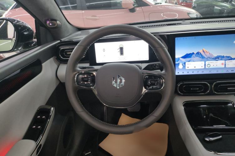 Used Leapmotor C01 2022 Rear-Drive Long-Range Version Steering Wheel