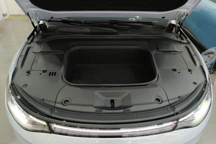 Used Leapmotor C01 2022 Rear-Drive Long-Range Version Engine Bay
