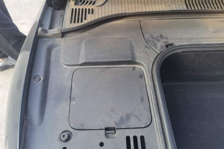 Used Leapmotor C01 2022 Rear-Drive Long-Range Version Engine Bay Right