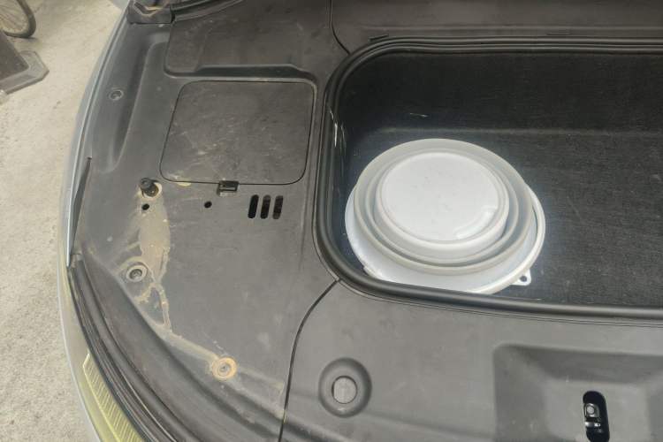 Used Leapmotor C01 2022 Rear-Drive Long-Range Version Engine Bay Right