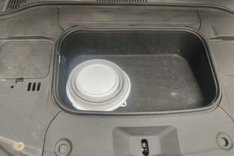 Used Leapmotor C01 2022 Rear-Drive Long-Range Version Engine Bay