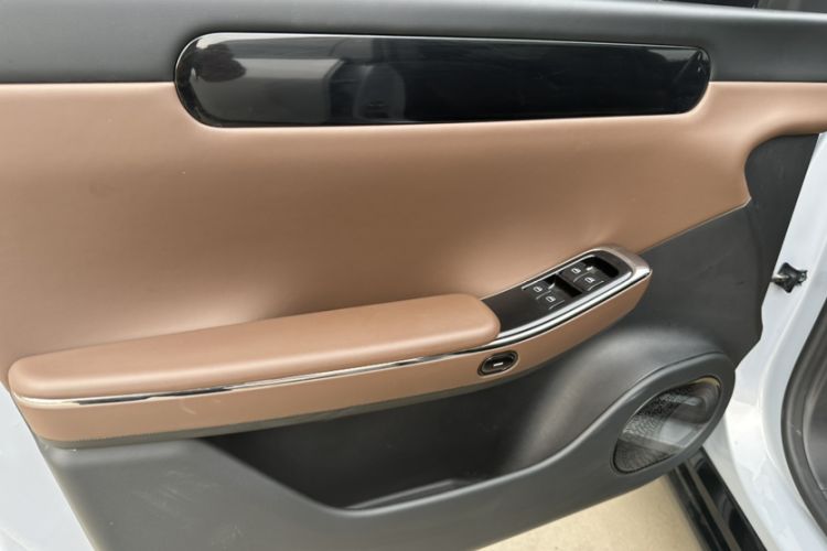 Used Leapmotor C01 2022 Rear-Drive Long-Range Version Interior 4