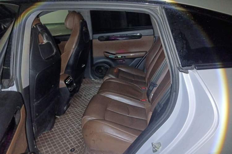 Used Leapmotor C01 2022 Rear-Drive Ultra-Long Range Version Left Rear Seat