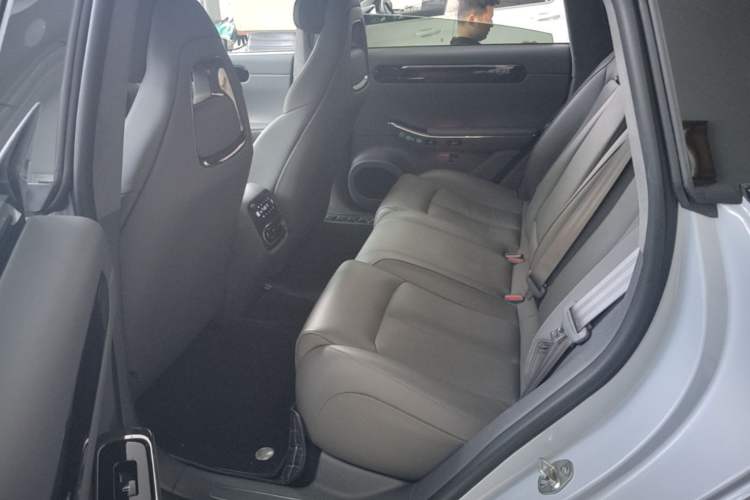 Used Leapmotor C01 2022 Rear-Drive Long-Range Version Left Rear Seat