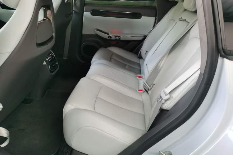 Used Leapmotor C01 2022 Rear-Drive Ultra-Long Range Version Left Rear Seat