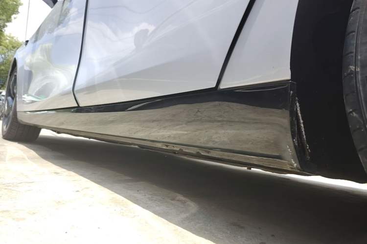 Used Leapmotor C01 2022 Rear-Drive Ultra-Long Range Version Left Side Sill