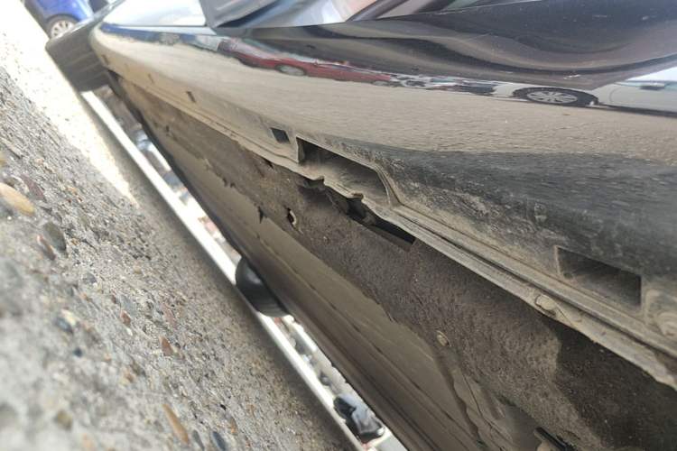 Used Leapmotor C01 2022 Rear-Drive Long-Range Version Left Side Sill