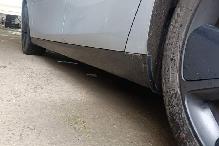 Used Leapmotor C01 2022 Rear-Drive Long-Range Version Left Side Sill