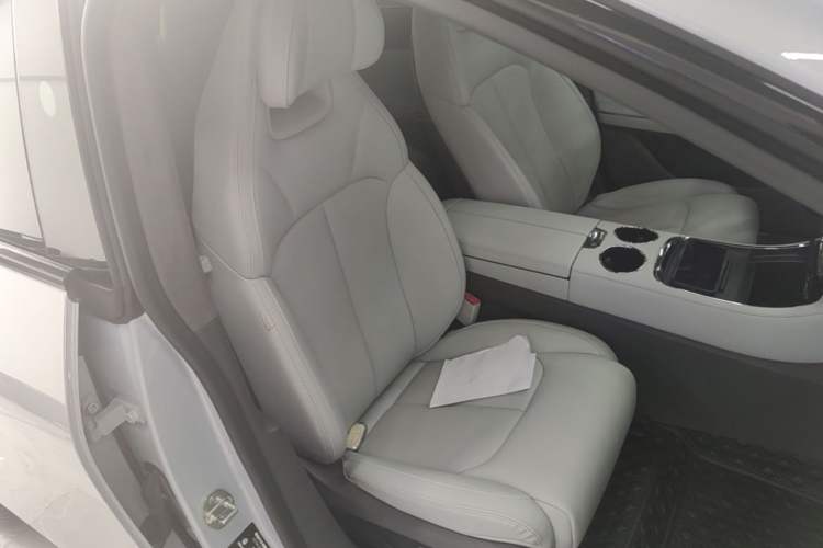 Used Leapmotor C01 2022 Rear-Drive Long-Range Version Right Front Seat