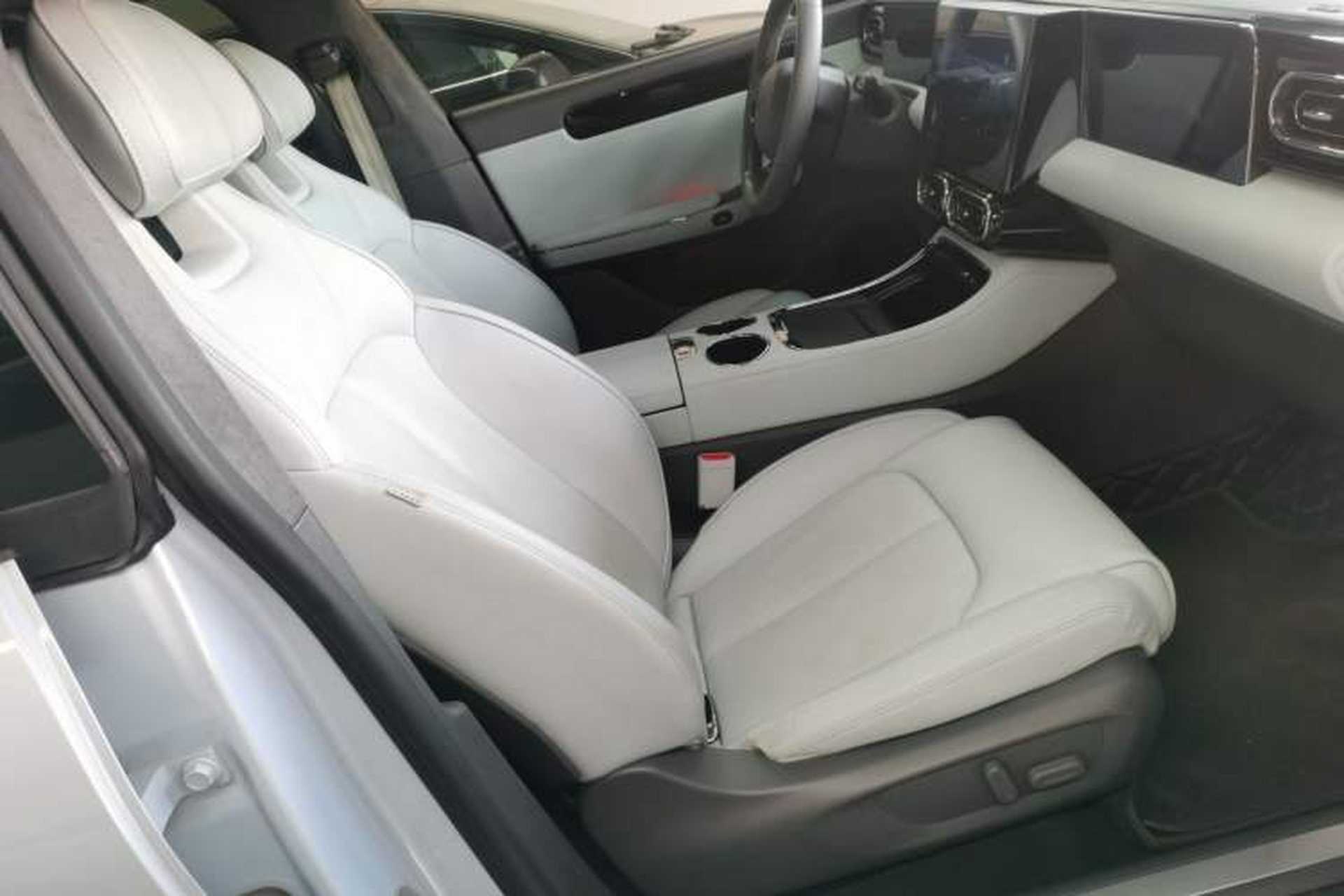 Used Leapmotor C01 2022 Rear-Drive Ultra-Long Range Version Right Front Seat