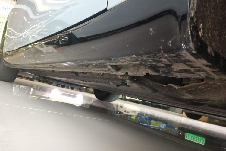 Used Leapmotor C01 2022 Rear-Drive Long-Range Version Right Side Sill