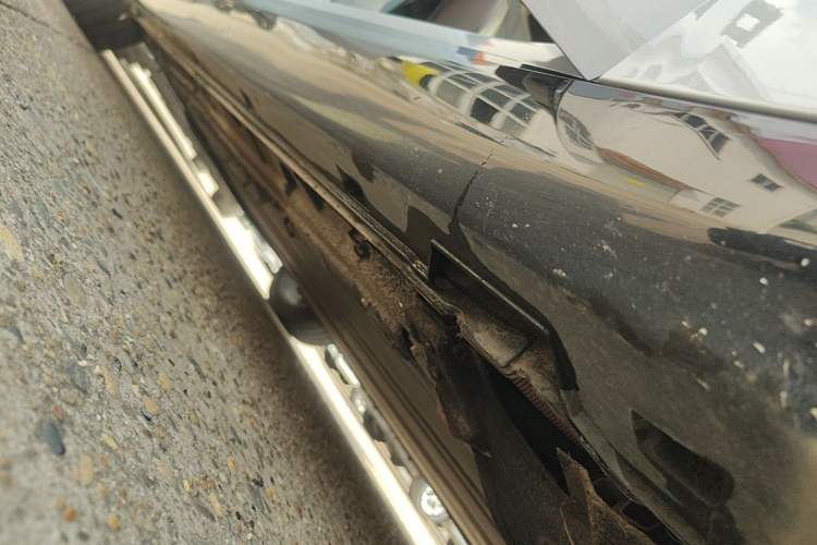 Used Leapmotor C01 2022 Rear-Drive Long-Range Version Right Side Sill