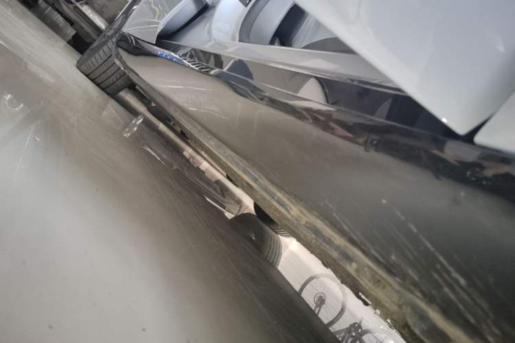 Used Leapmotor C01 2022 Rear-Drive Long-Range Version Right Side Sill