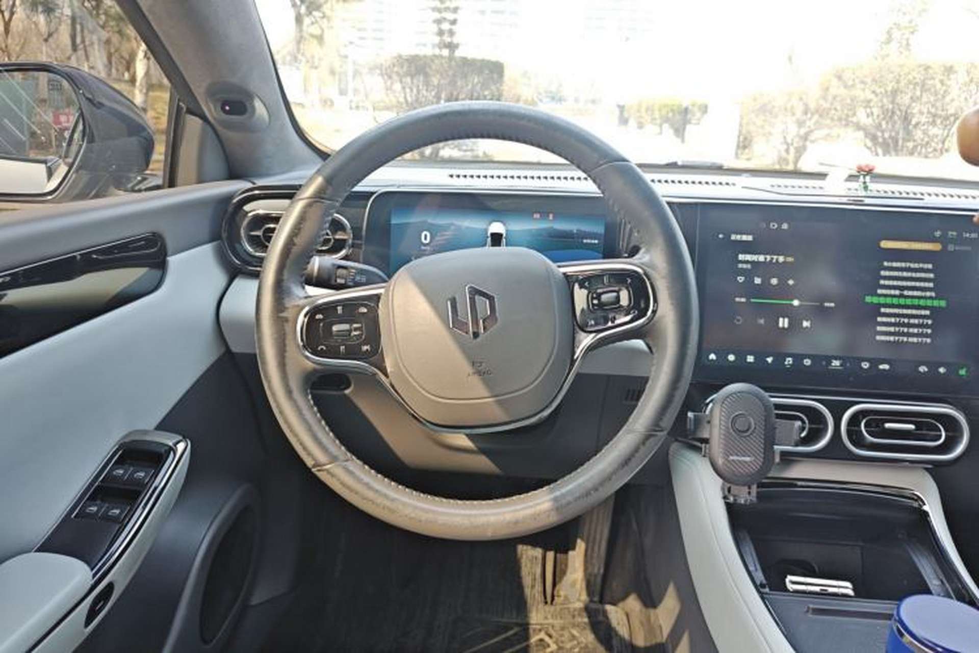 Used Leapmotor C01 2022 Rear-Drive Long-Range Version Steering Wheel