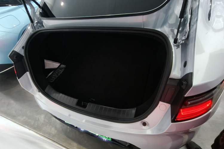 Used Leapmotor C01 2022 Rear-Drive Long-Range Version Trunk