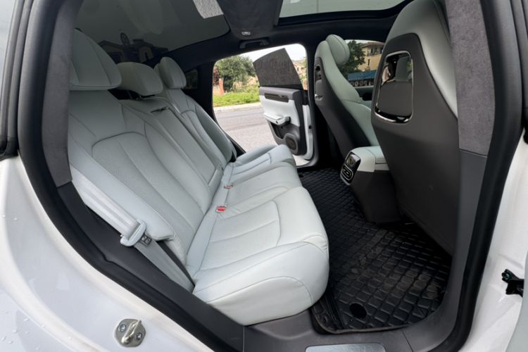 Used Leapmotor C01 2022 Rear-Drive Ultra-Long Range Version Interior 2