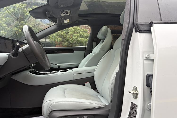 Used Leapmotor C01 2022 Rear-Drive Long-Range Version Left Front Seat