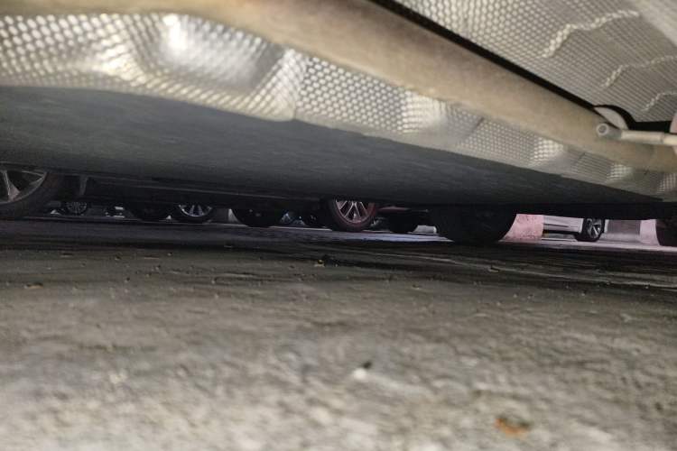 Used Leapmotor C01 2023 Range-Extended 216 Comfort Edition Chassis Front Left