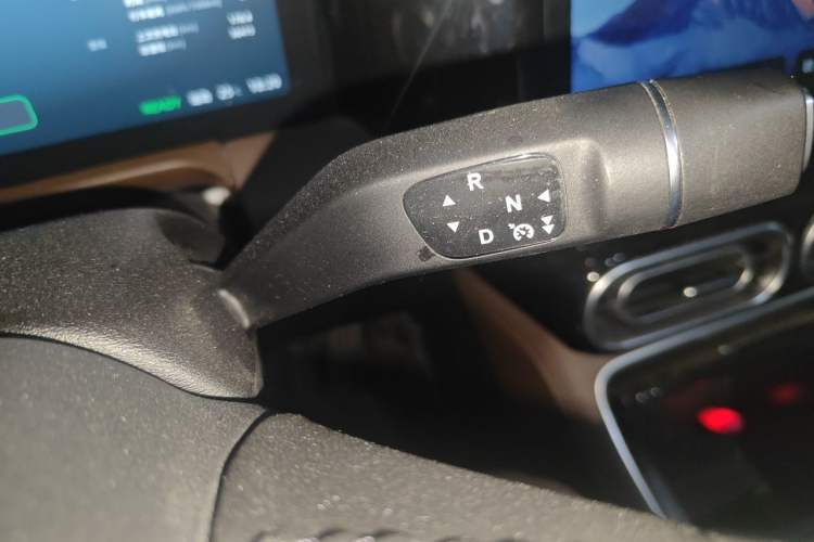 Used Leapmotor C01 2023 525 Comfort Edition Gear Lever