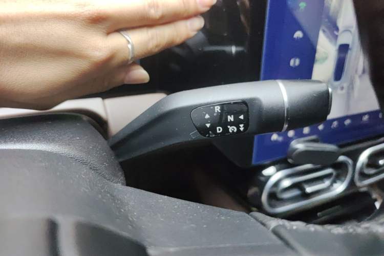 Used Leapmotor C01 2023 525 Comfort Edition Gear Lever