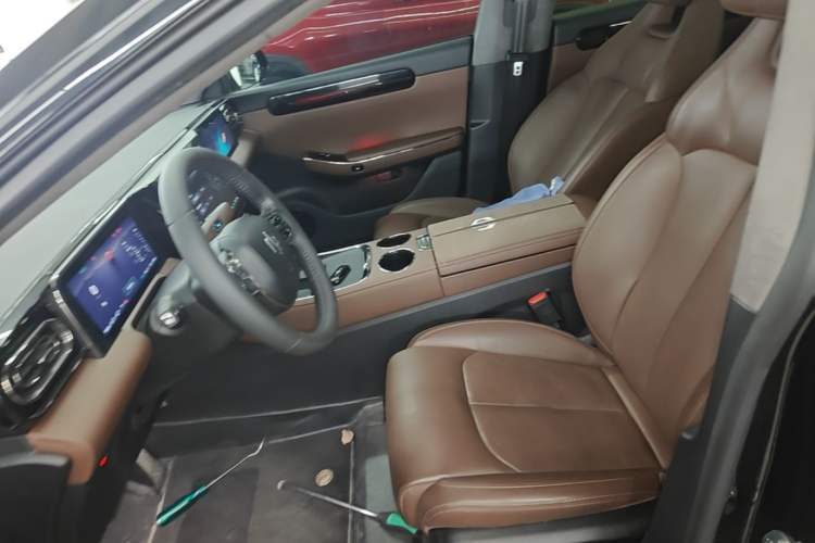 Used Leapmotor C01 2023 Range-Extended 316 Smart Edition Left Front Seat