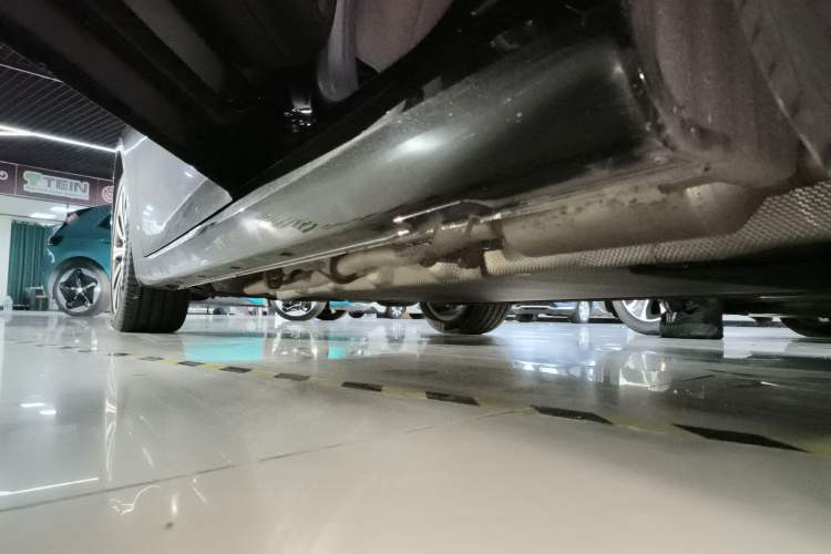 Used Leapmotor C01 2023 Range-Extended 316 Smart Edition Left Side Sill