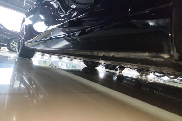 Used Leapmotor C01 2023 630 All-Wheel-Drive Performance Version Left Side Sill