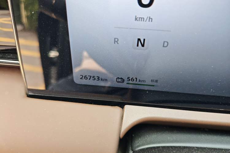 Used Leapmotor C01 2023 630 All-Wheel-Drive Performance Version Odometer Close Up
