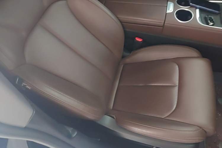 Used Leapmotor C01 2023 525 Comfort Edition Right Front Seat