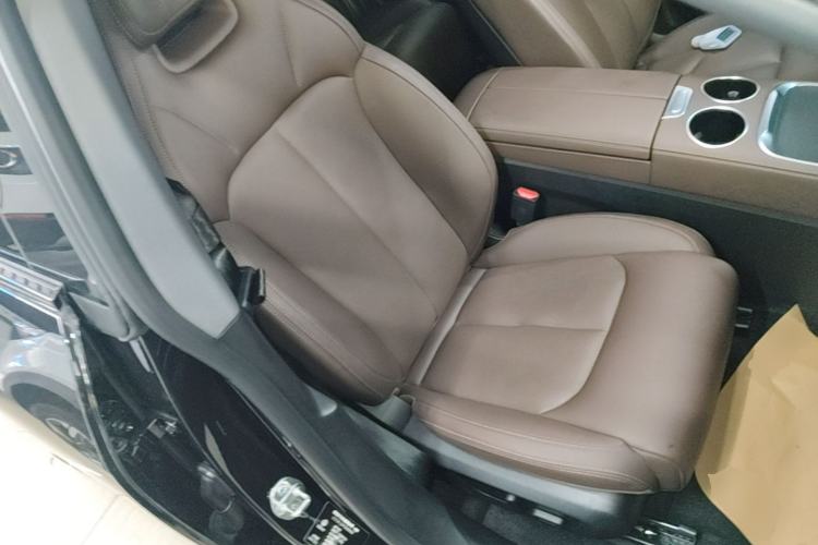Used Leapmotor C01 2023 525 Smart Drive Edition Right Front Seat