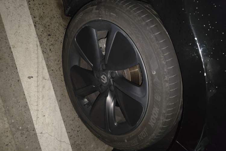 Used Leapmotor C01 2023 525 Comfort Edition Right Front Wheel Hub
